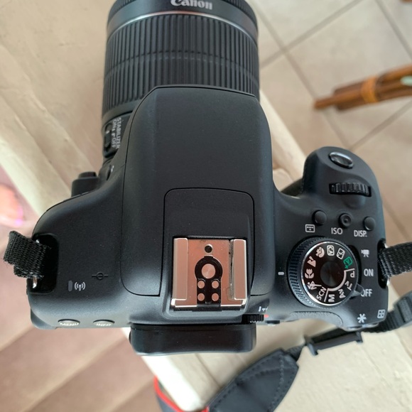 LMTD time! Canon EOS Rebel T6i DSLR,18-55 STM Lens - Picture 3 of 7